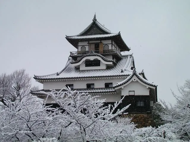 Inuyama Castle covered in snow in winter