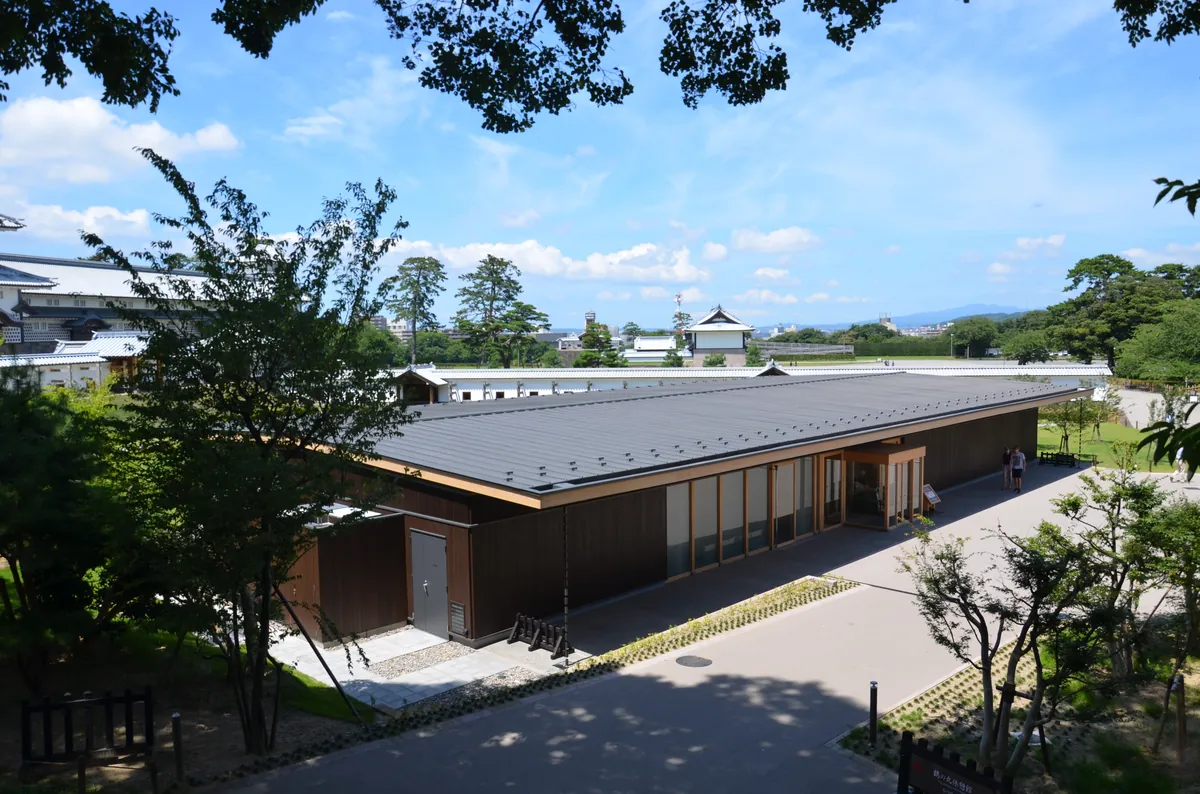 Tsurunomaru Resthouse at Kanazawa Castle Park with traditional architecture